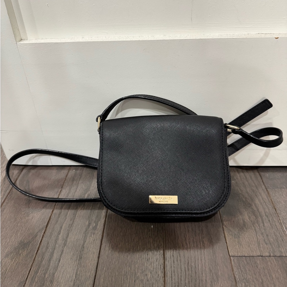 kate spade Black Saffiano Crossbody Saddle Bag - Worn Once!